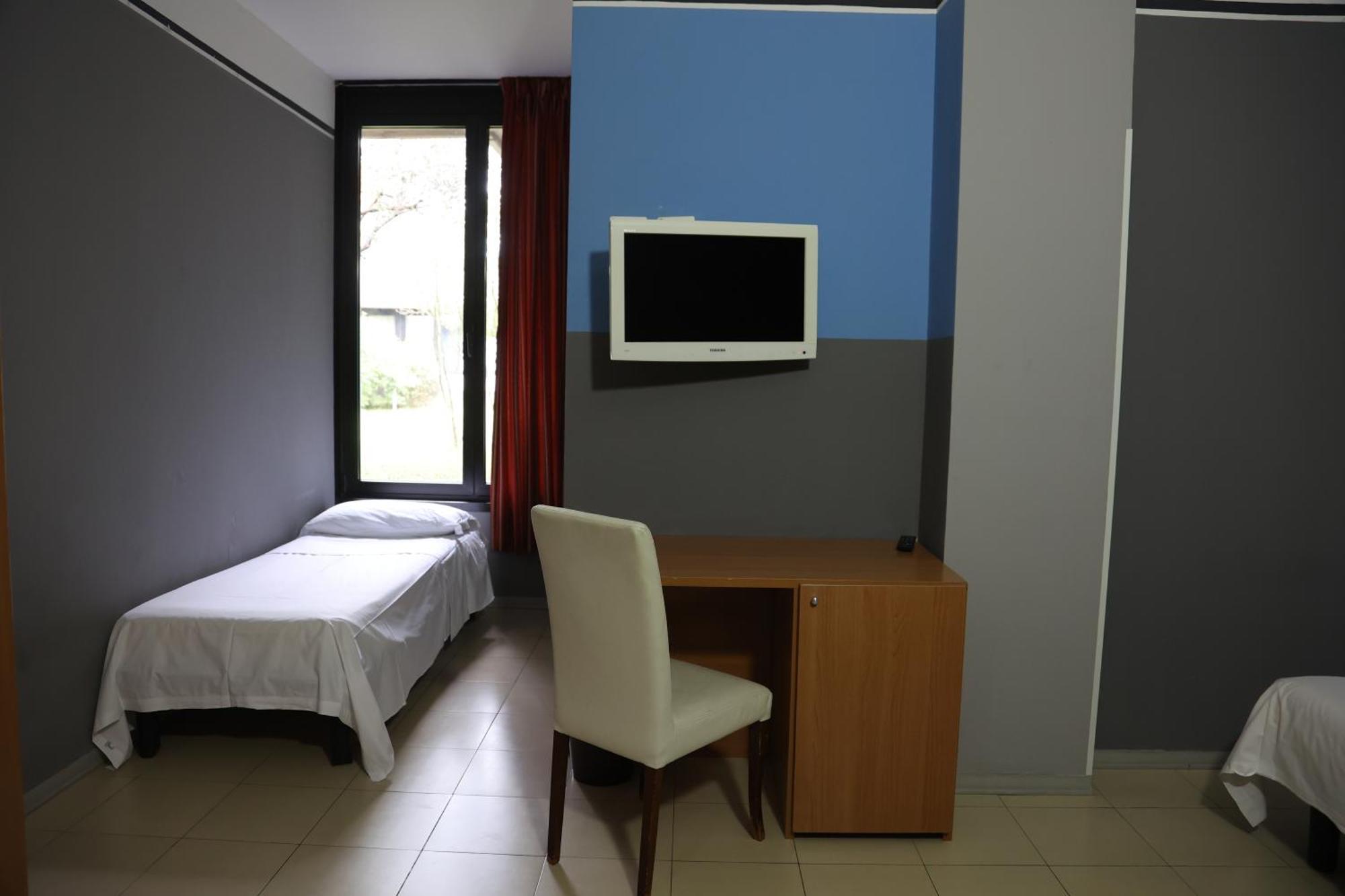 Hotel Garda Affi Bagian luar foto