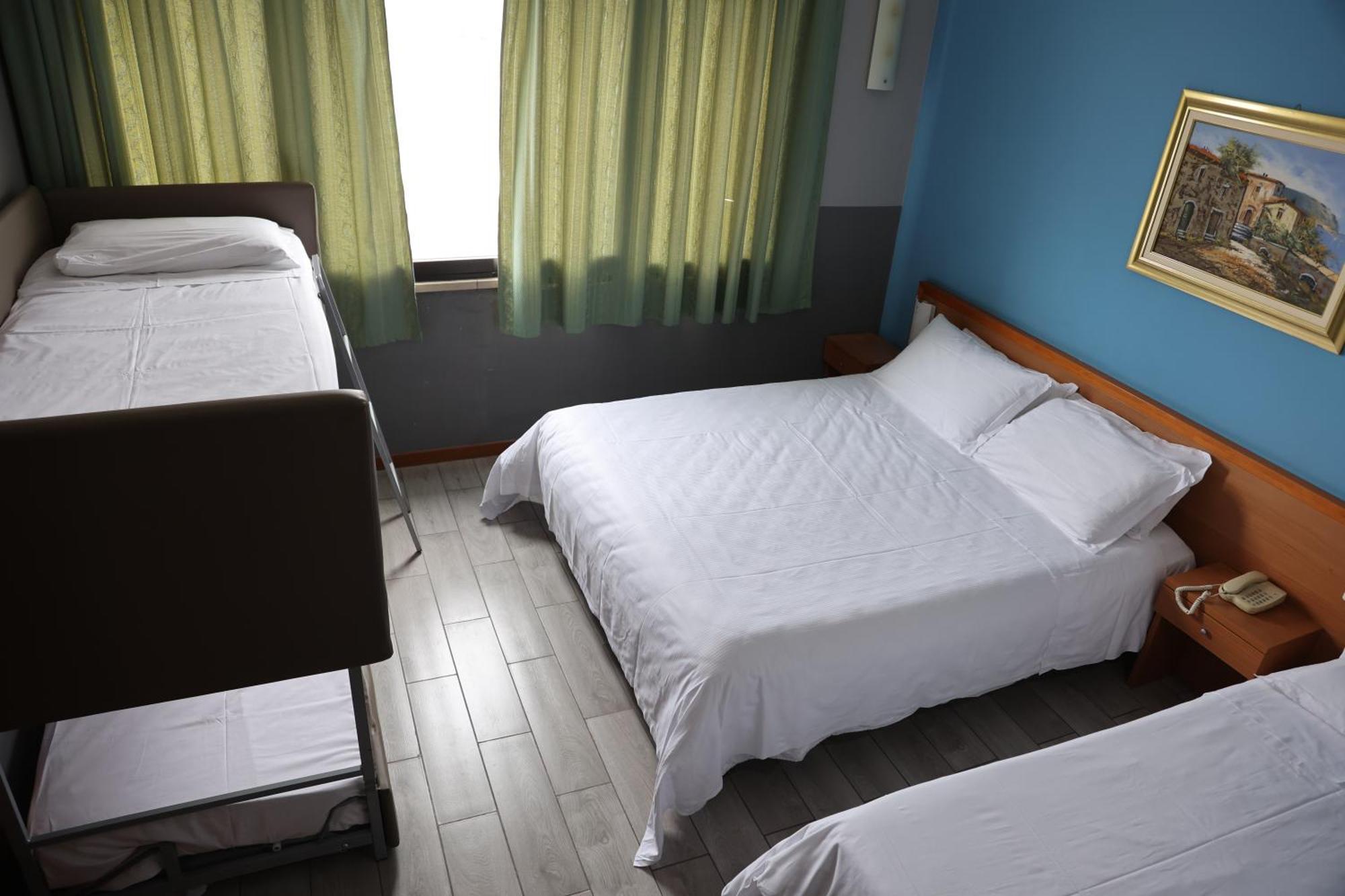 Hotel Garda Affi Bagian luar foto