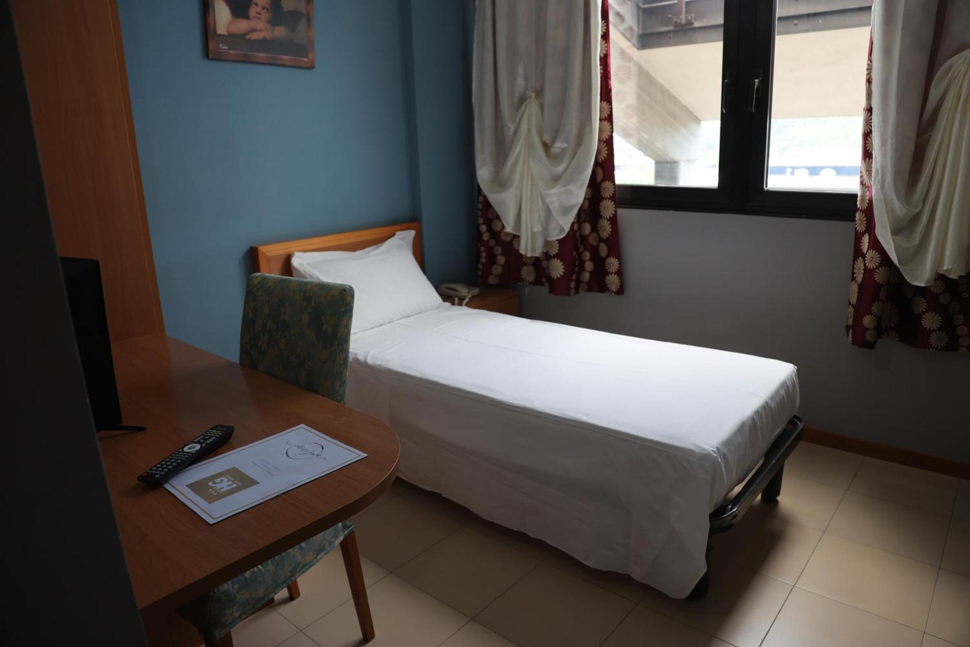 Hotel Garda Affi Bagian luar foto