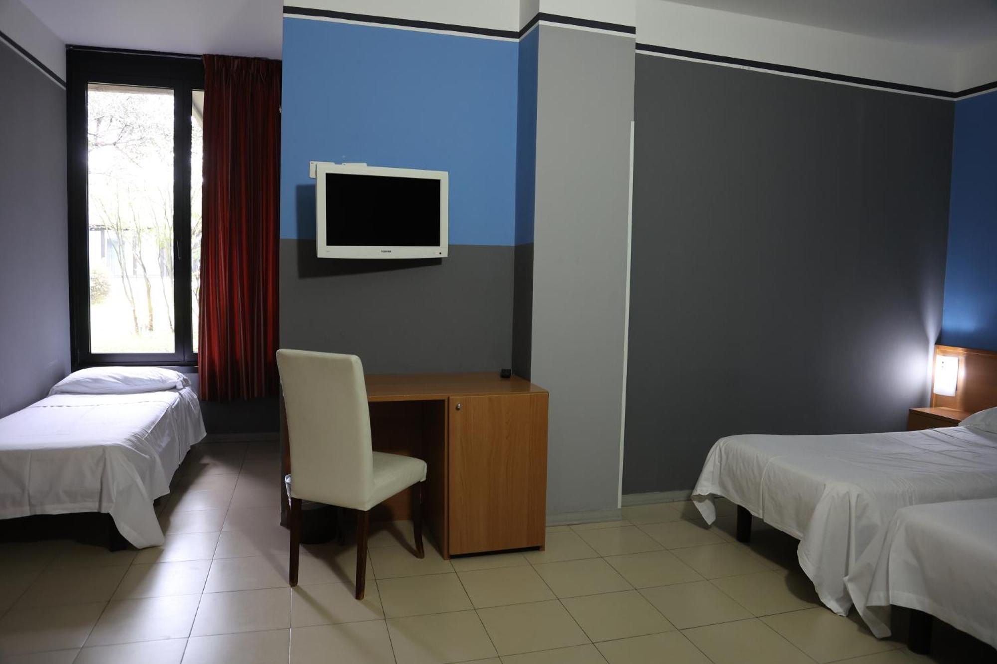 Hotel Garda Affi Bagian luar foto