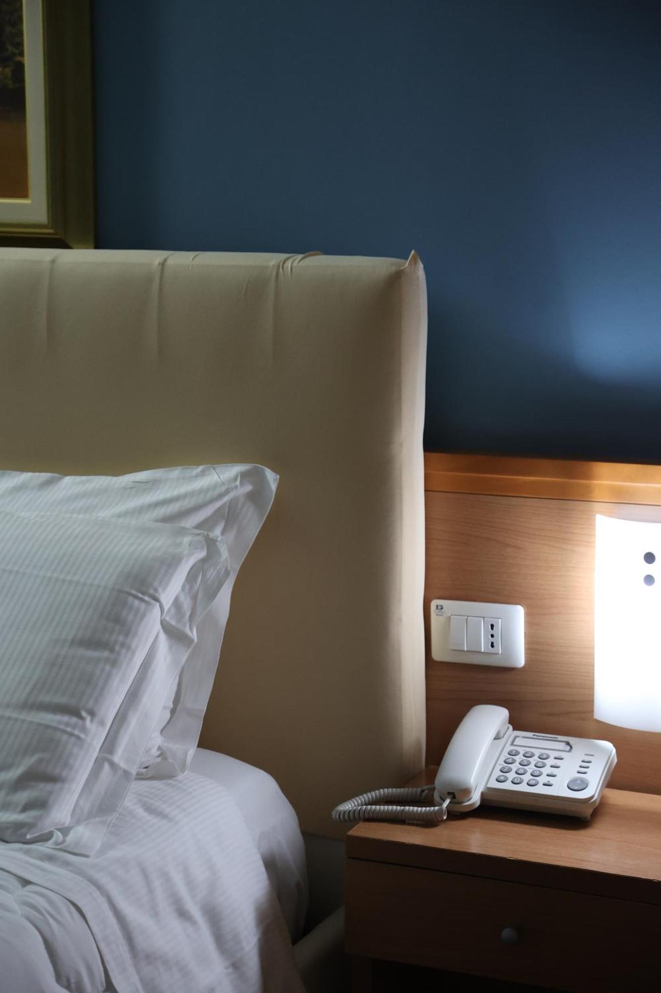 Hotel Garda Affi Bagian luar foto